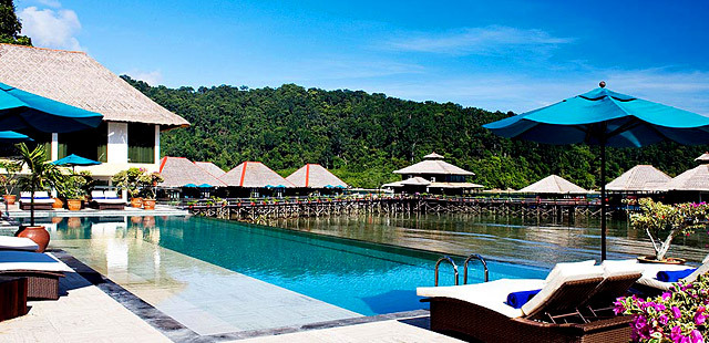 Gayana Marine Resort