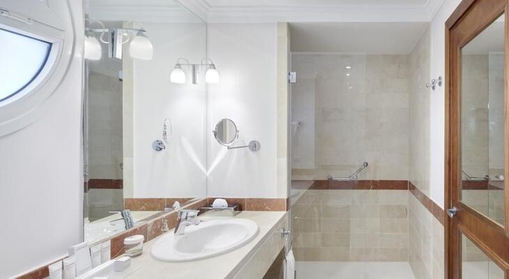 Amare Beach Hotel Marbella