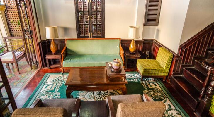 Cafe De Laos