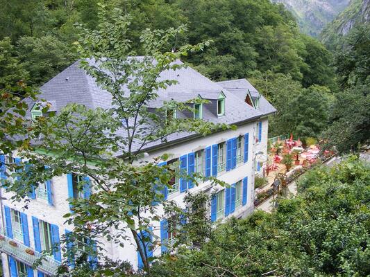 Auberge La Caverne