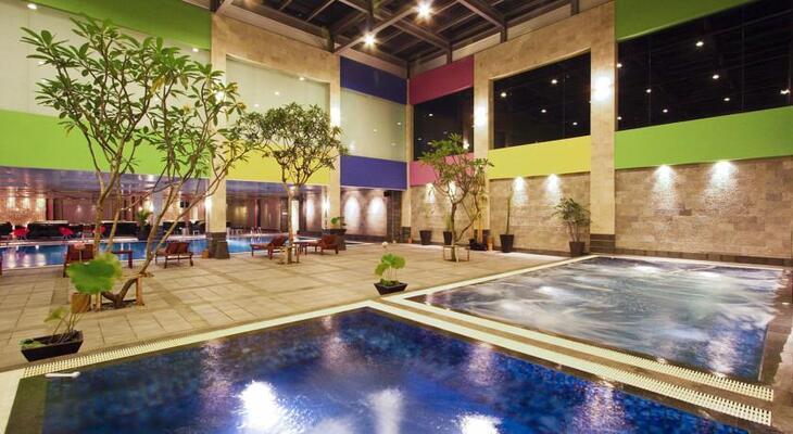 FM7 Resort Hotel Airport Jakarta Bandara