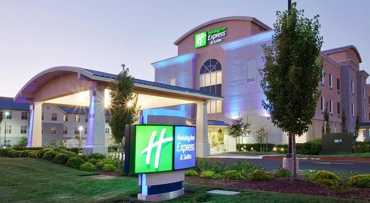 Holiday Inn Express & Suites Sacramento Airport Natomas, an IHG Hotel