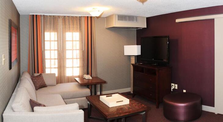 Estancia del Norte San Antonio, Tapestry Collection by Hilton