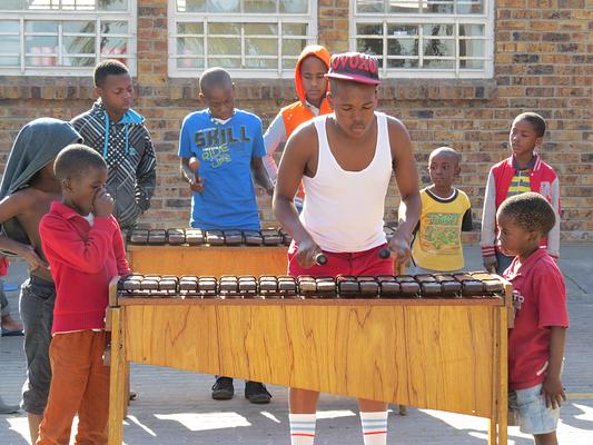 Liziwe's Guest House & Tours