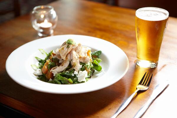 Civic Pub Backpackers