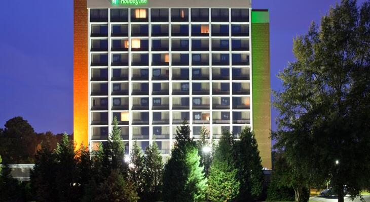 DoubleTree by Hilton Raleigh Crabtree Valley