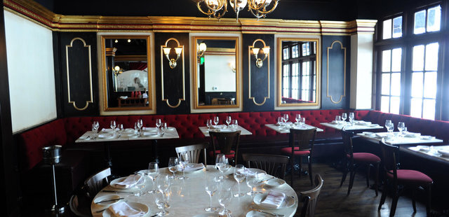 Petit Louis Bistro