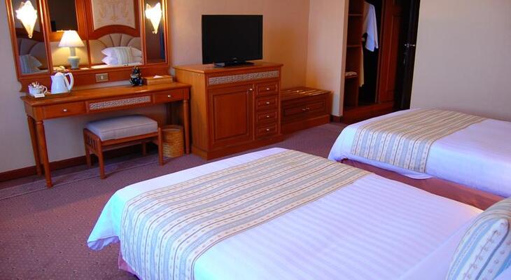 Chiang Mai Plaza Hotel