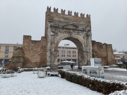 Arco d'Augusto