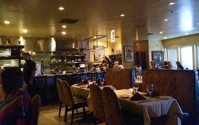 Razz's Restaurant & Bar