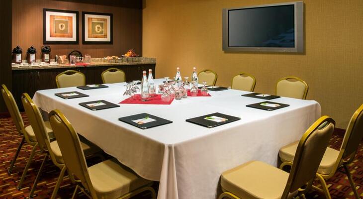 Courtyard by Marriott Sacramento Cal Expo