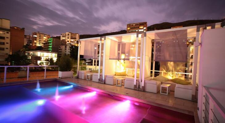 Now Hotel