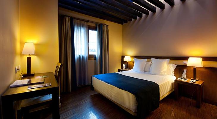 Hotel Abad Toledo