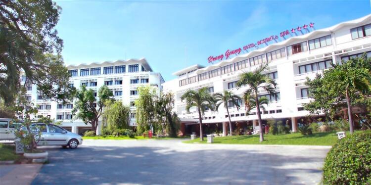 Huong Giang Hotel Resort & Spa