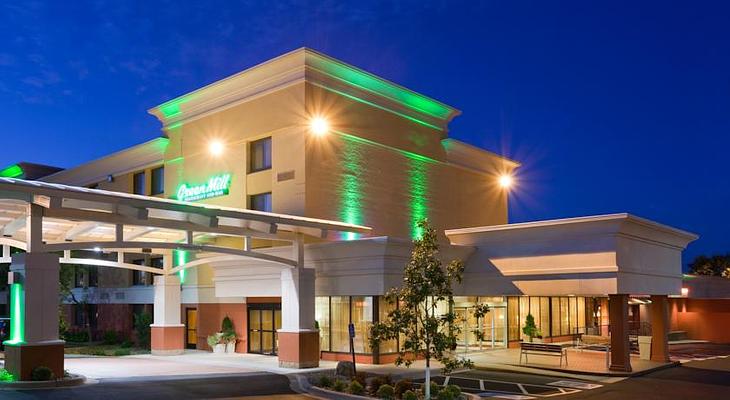 Holiday Inn Blmgtn Arpt South- Mall Area, an IHG Hotel