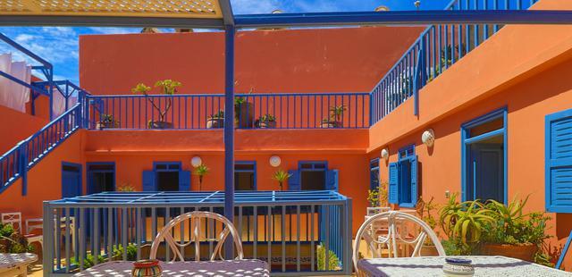 Hotel Les Matins Bleus