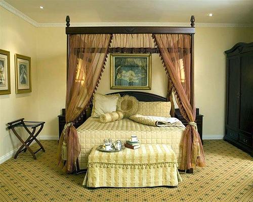 Stanley & Livingstone Boutique Hotel