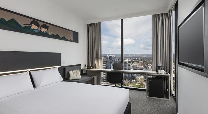 Ibis Adelaide