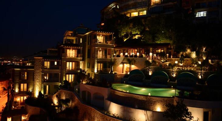 Hotel Unique