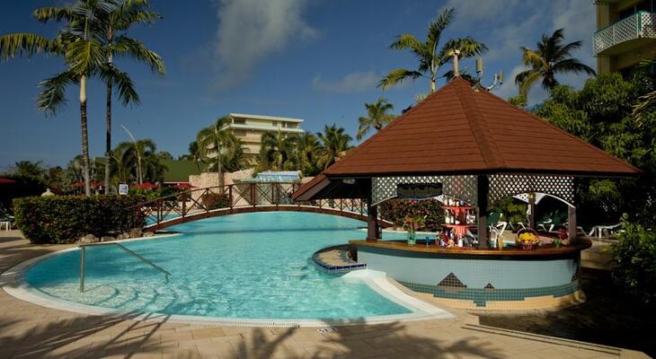 Sonesta Maho Beach Resort, Casino & Spa