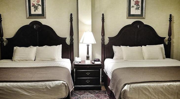 MarQueen Hotel