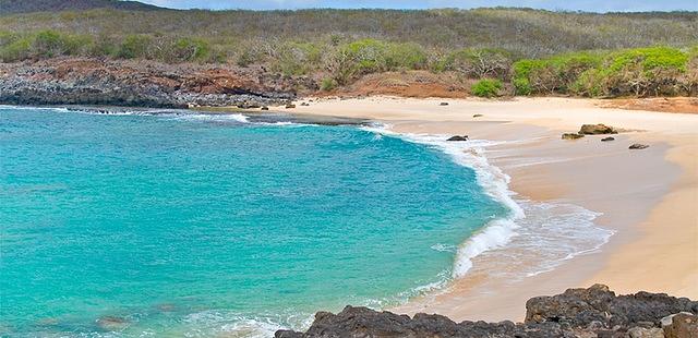 Kawakiu Beach