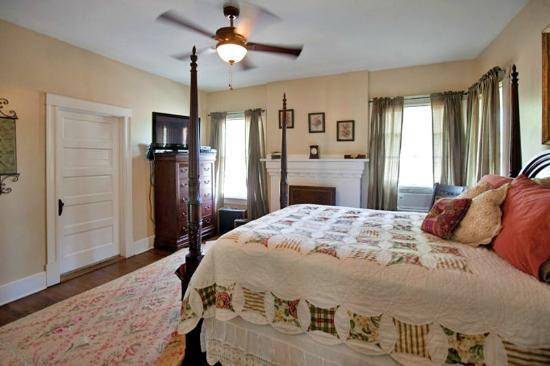 Rosen House Inn