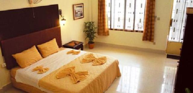 Lone Star Saloon Bar and Guest House