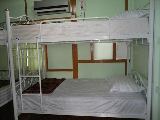 Yoe Yoe Lay - Nan Bwe Homestay