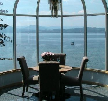 Deep Cove Chalet