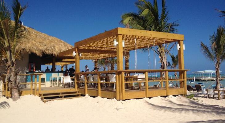 Del Mar by Joy Resorts