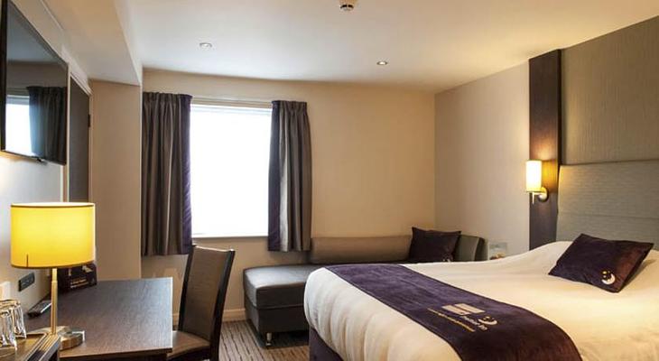 Premier Inn Manchester City Centre (Portland Street) Hotel