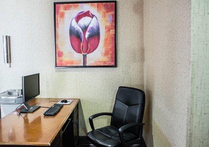 Comfort Inn & Suites Durham Near Duke University