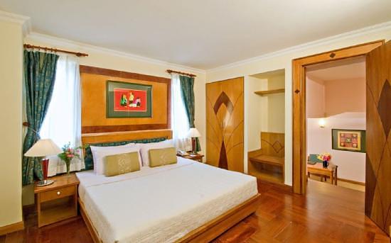 Hotel Que Huong Liberty 1