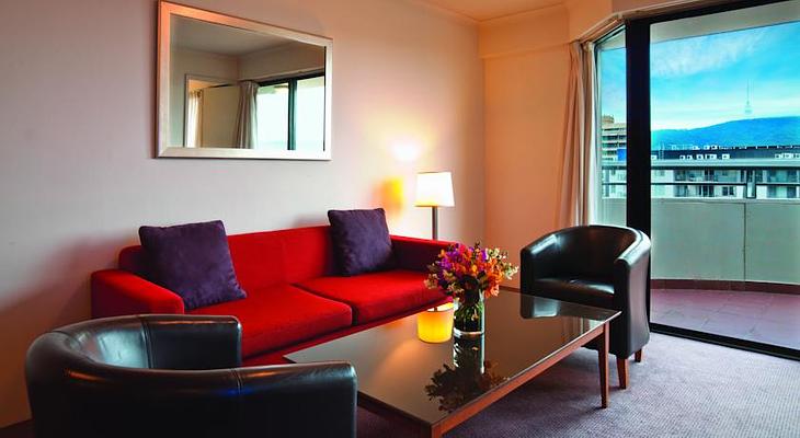 Adina Serviced Apartments Canberra, James Court