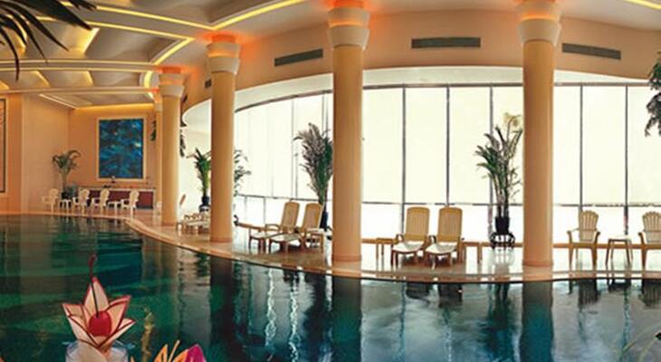 Lakeview Xuanwu Hotel