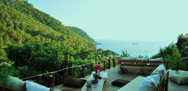Turan Hill Lounge