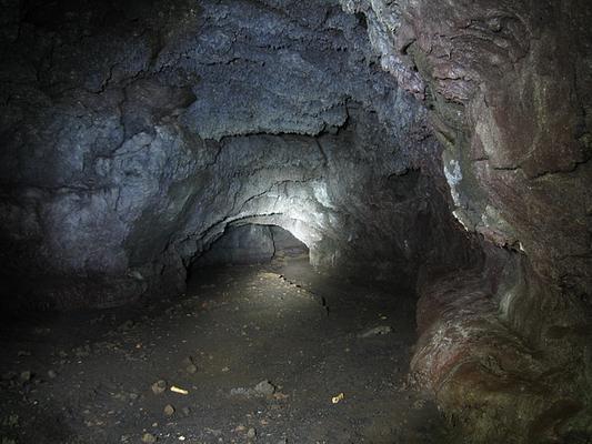 Kaeleku Caverns