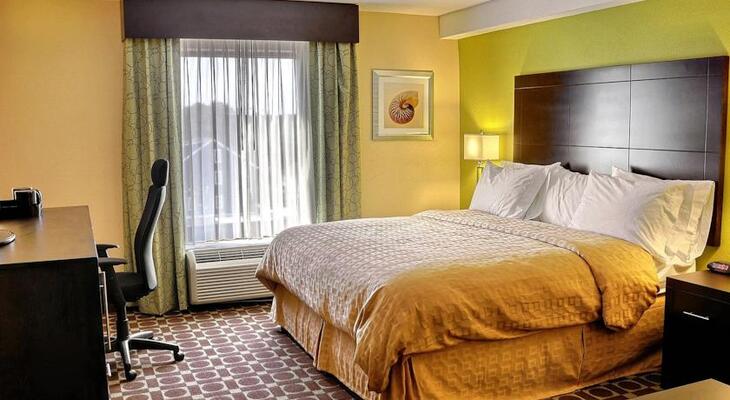 Costa Azul Suites Virginia Beach by Red Collection