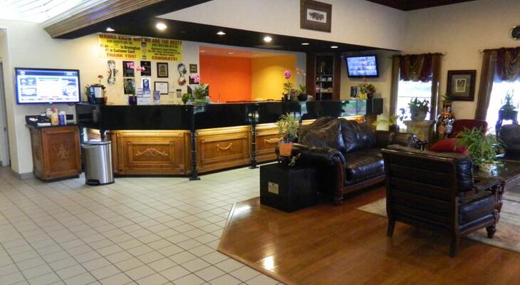 Best Western Carlton Suites