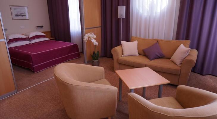 Rixwell Viru Square Hotel