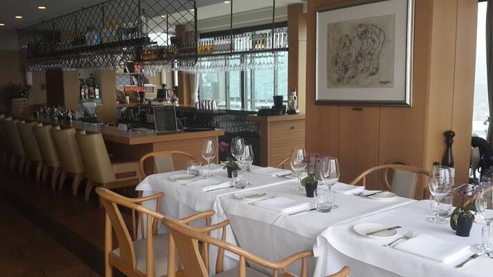 Vogue Restaurant