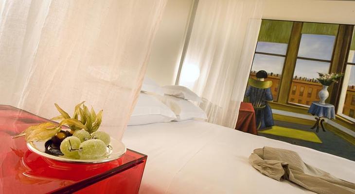 Petronilla Hotel