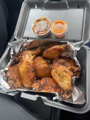 Ray Ray's Hog Pit