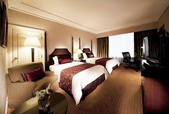 Crowne Plaza Jakarta Residences
