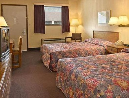 Super 8 by Wyndham Cincinnati OH