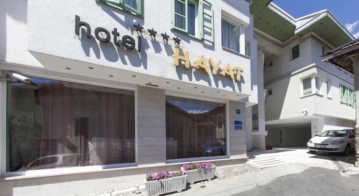 Hayat Hotel