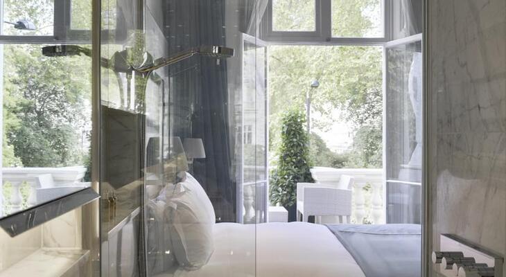 Eccleston Square Hotel