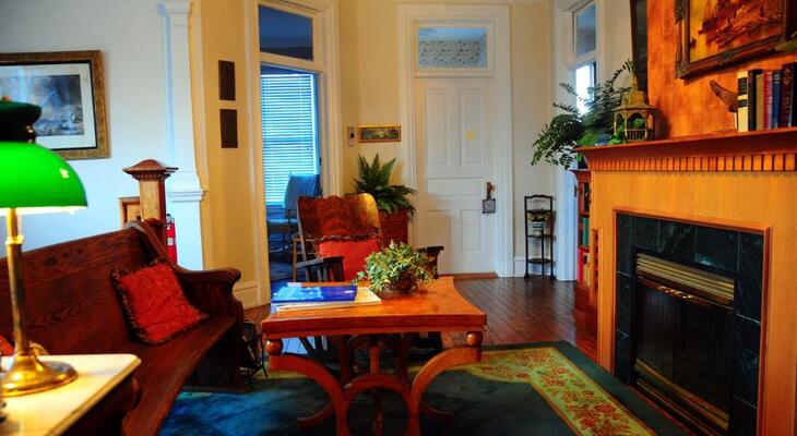 Ellerbeck Mansion Bed & Breakfast