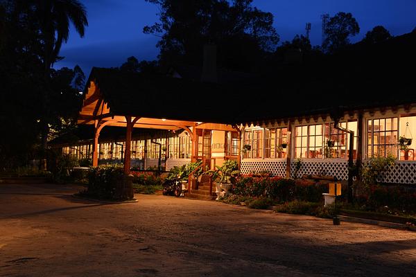 Bandarawela Hotel